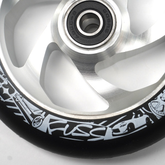 Колесо DIVERSE "Tokyo fuss" Dorisha wheel silver / black