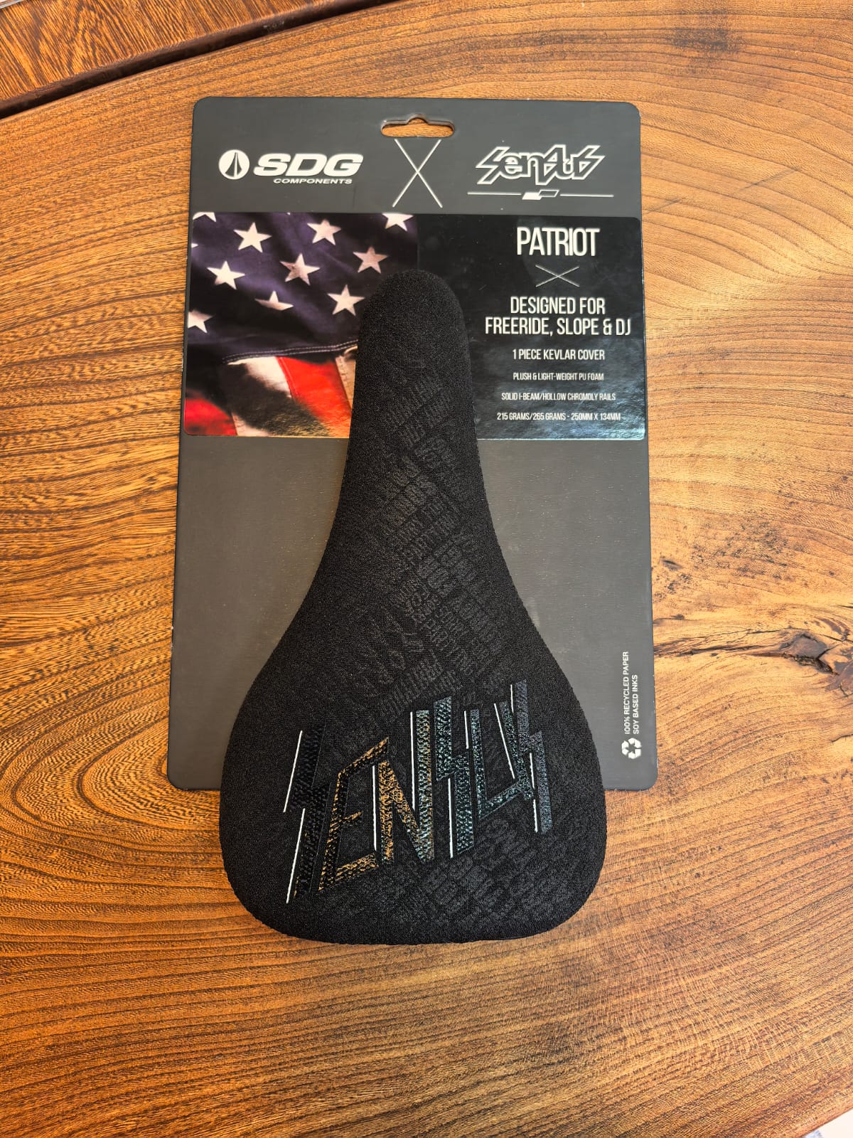 Седло SDG Patriot RL Cr-mo Sorry For Partying Co-Op (00961DS)