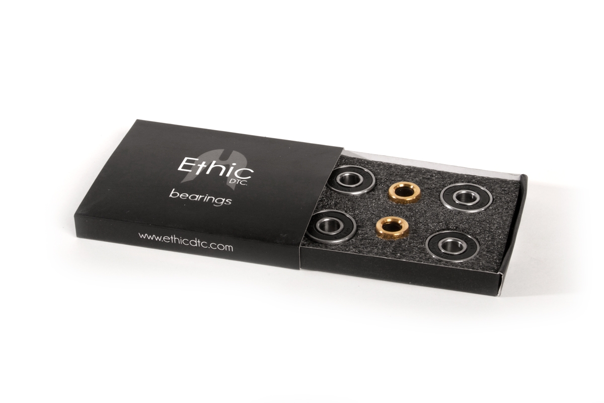 Подшипники Ethic bearing black 608 (8 STD.  4 подш + 2 спейс)