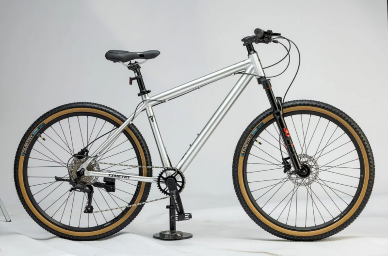 Велосипед 26" TimeTry Legion/9S рама M 17", серебряный