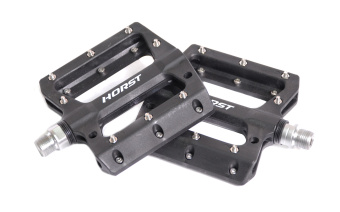 Педали EVOLUTION PLATFORM нейлоновые, 114x101мм, резьба 9/16", со сменными шипами, 3 промподшипника, черные